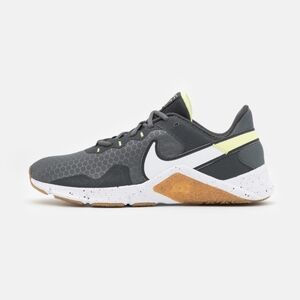 Nike LEGEND ESSENTIAL 2 Mens Black White Silver Size 8.5